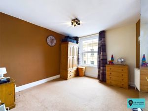 Bedroom- click for photo gallery